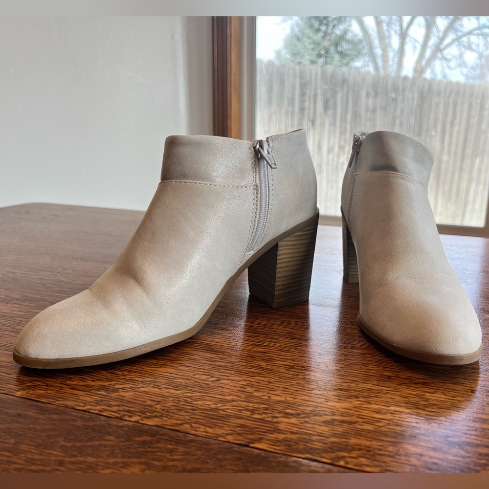 Ana, size 8.5, stone colored booties